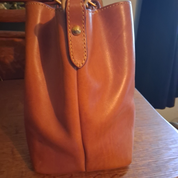 Dooney & Bourke Large Brenna Tan Leather Tote - Picture 3 of 7